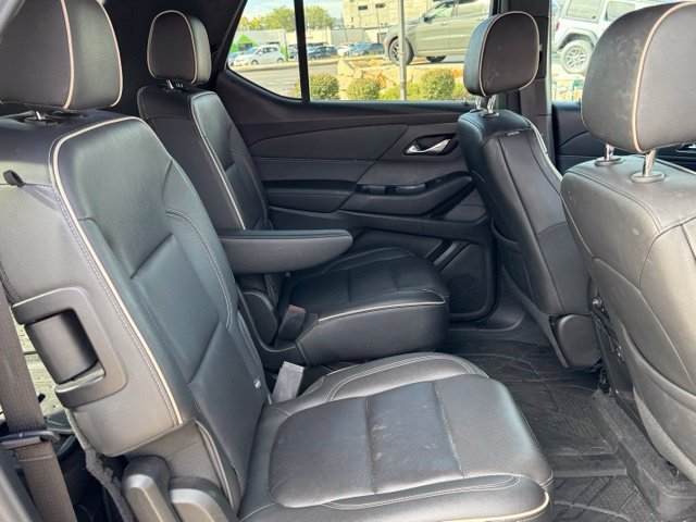 Used 2023 Chevrolet Traverse Premier w/ Redline Edition AWD/4WD image 18