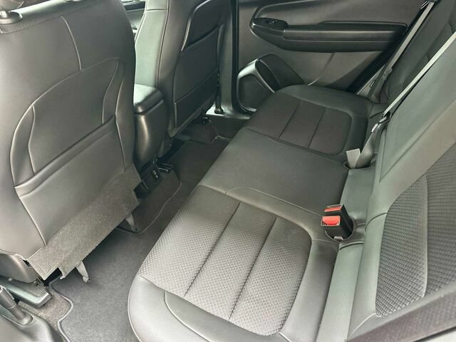 Used 2023 Chevrolet TrailBlazer RS w/ Sun and Liftgate Package FWD image 14