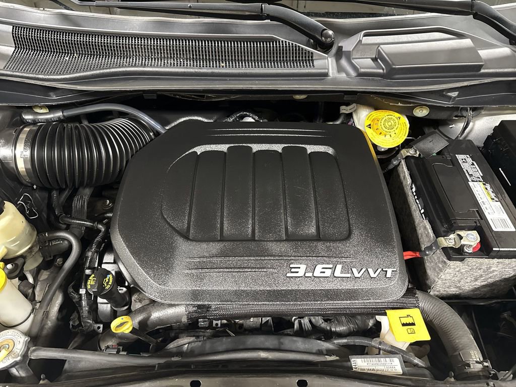 Used 2019 Dodge Grand Caravan SXT FWD image 25