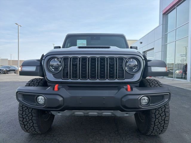 Used 2024 Jeep Gladiator Mojave w/ Convenience Group image 2