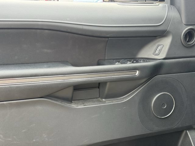 Used 2023 Ford Expedition XL RWD image 22