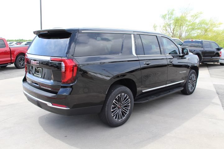 New 2026 GMC Yukon XL Elevation AWD/4WD image 5