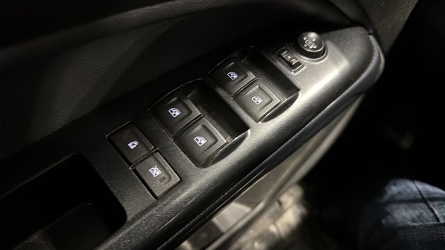 Used 2020 Chevrolet Colorado Z71 image 24