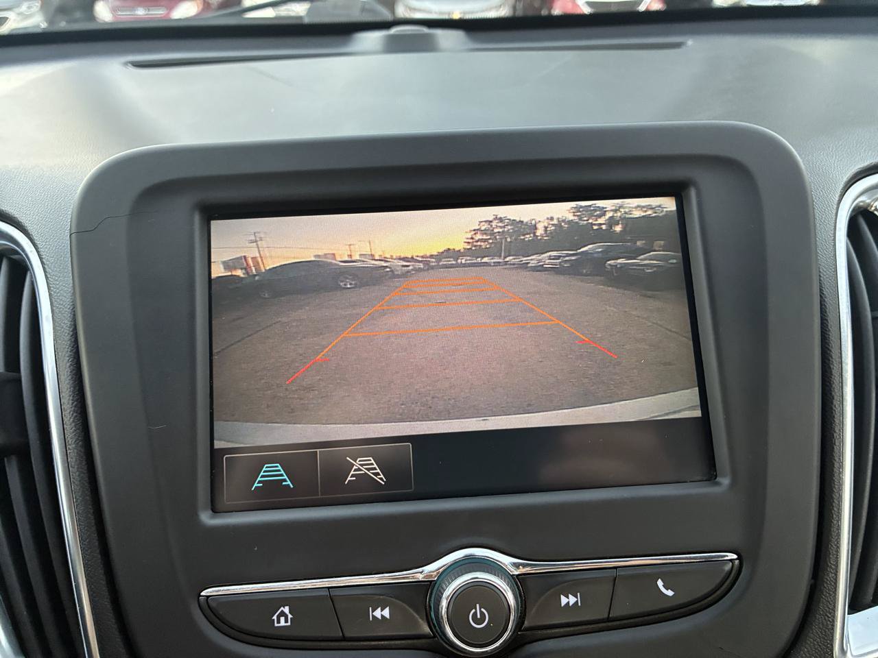 Used 2016 Chevrolet Malibu LT FWD image 32