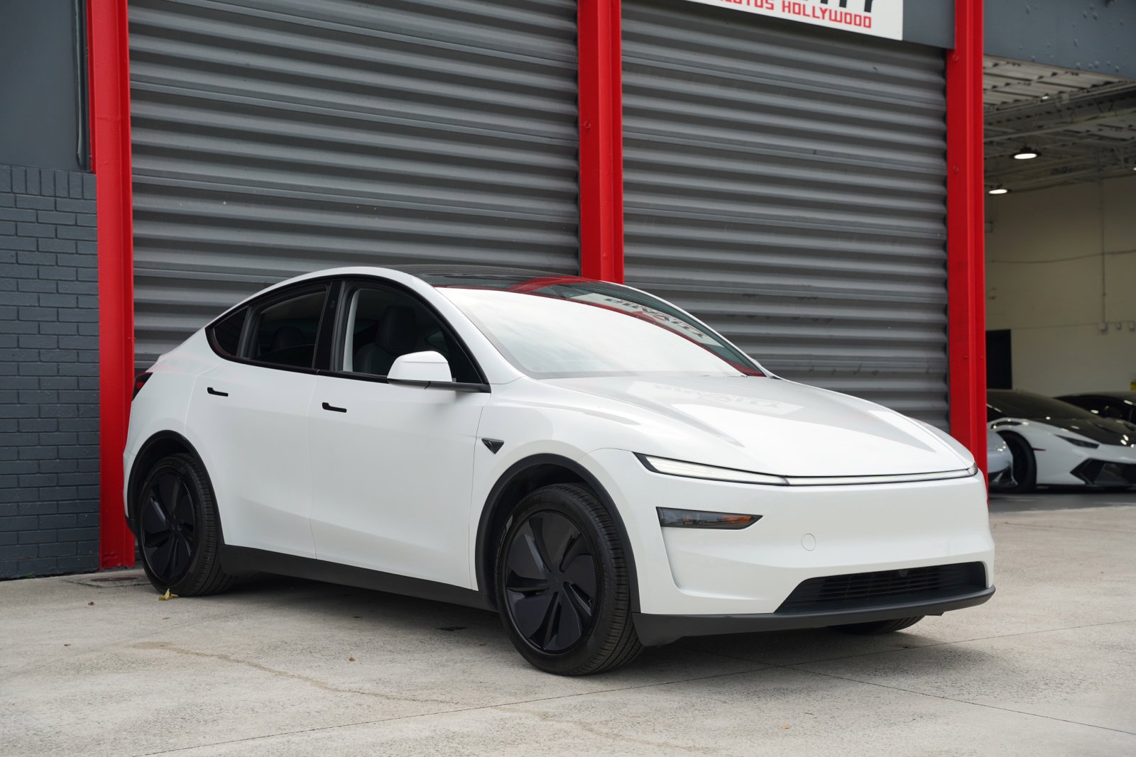 Used 2026 Tesla Model Y Long Range RWD image 7