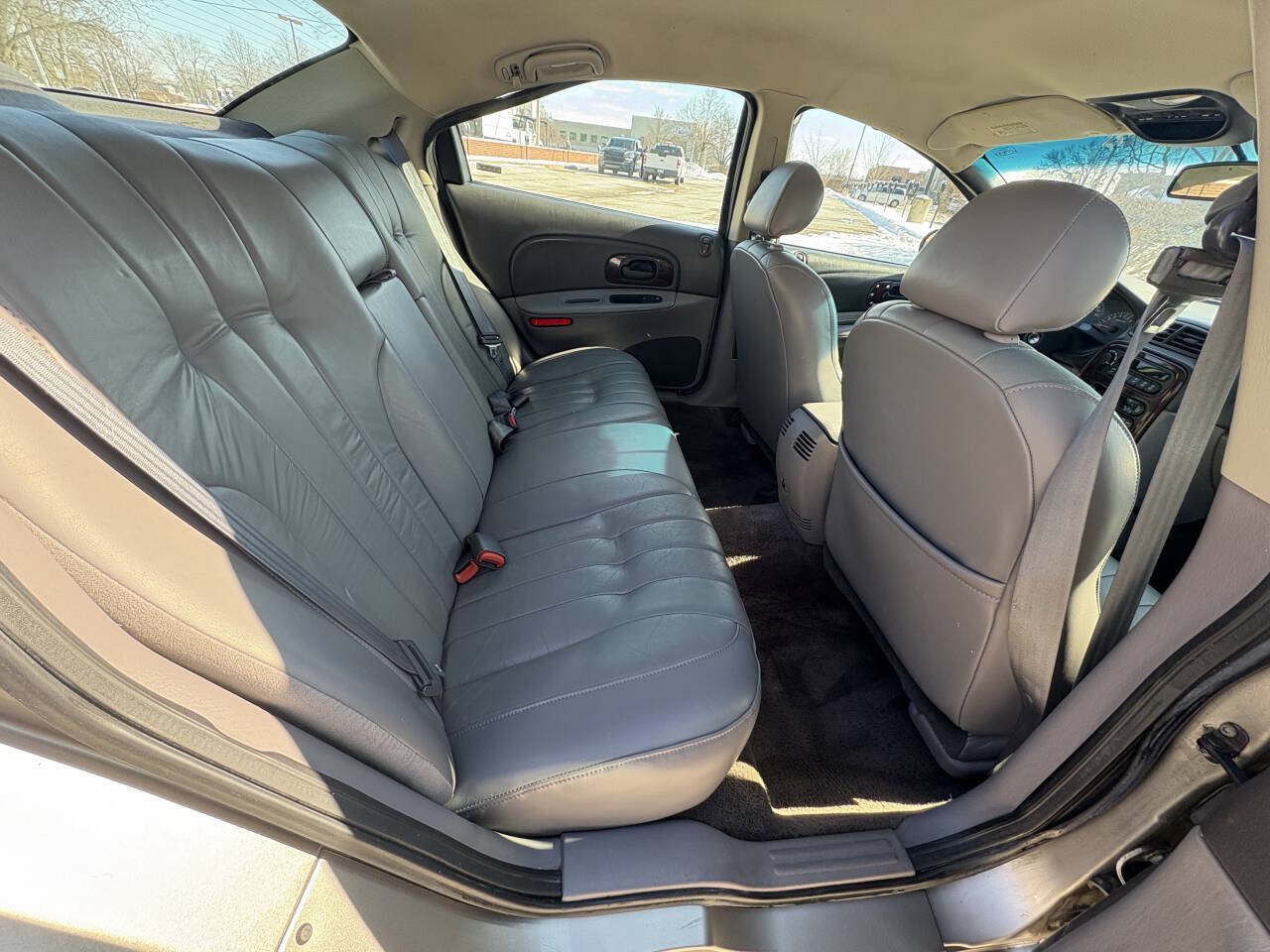 Used 1998 Chrysler Concorde LXi FWD image 21