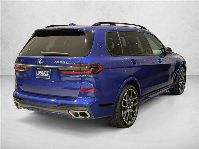 Used 2025 BMW X7 M60i image 5
