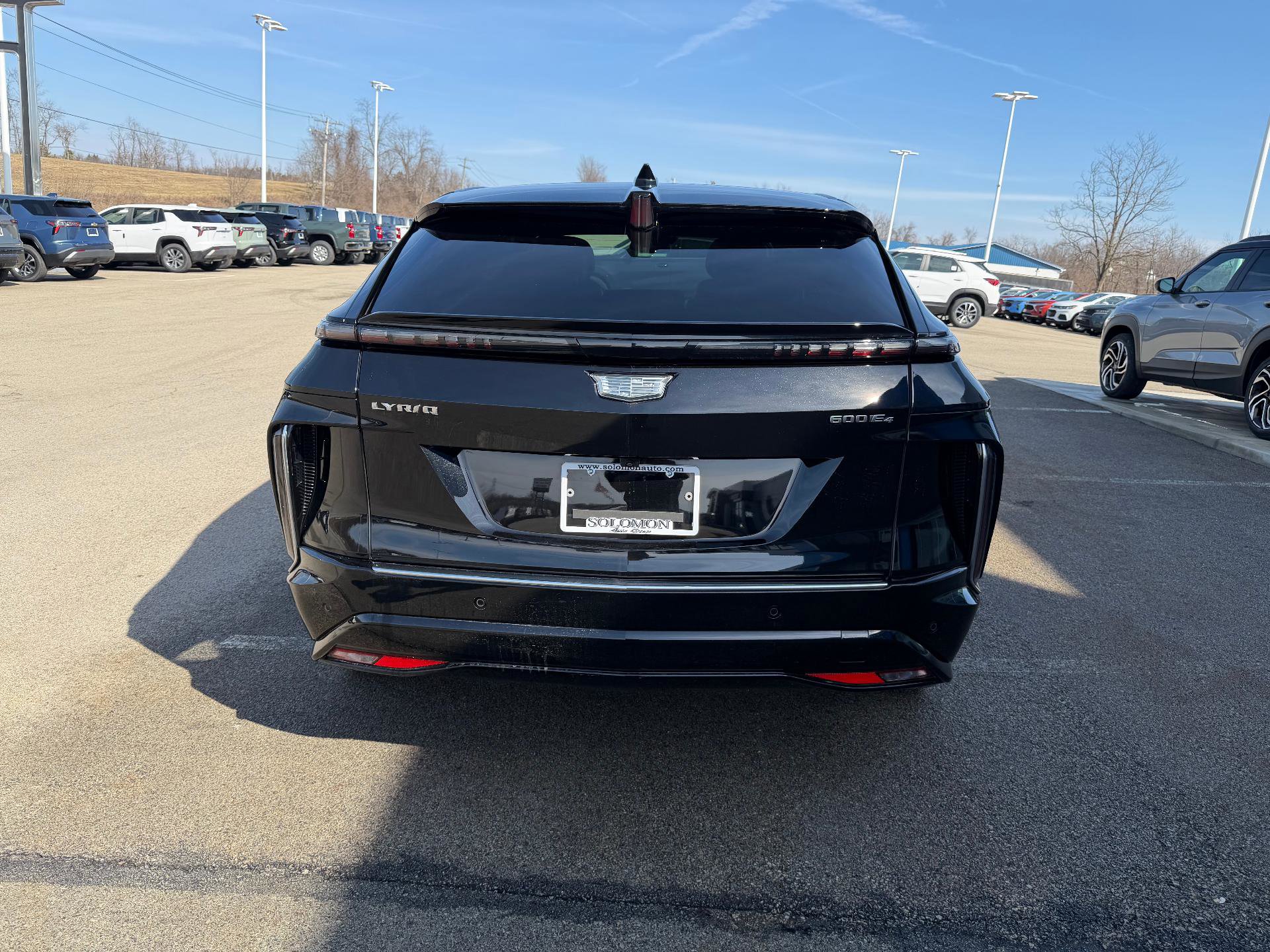 Used 2024 Cadillac Lyriq Luxury w/ LPO, Floor Liner Package image 4