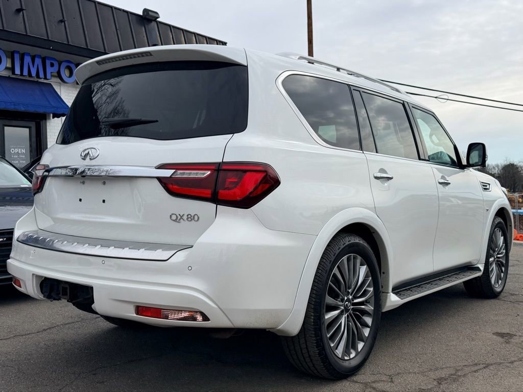 Used 2018 INFINITI QX80 4WD w/ Driver Assistance Package image 3