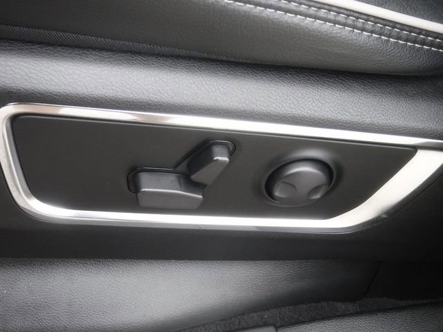 Certified 2025 RAM 1500 Laramie w/ Sport Appearance Package image 25
