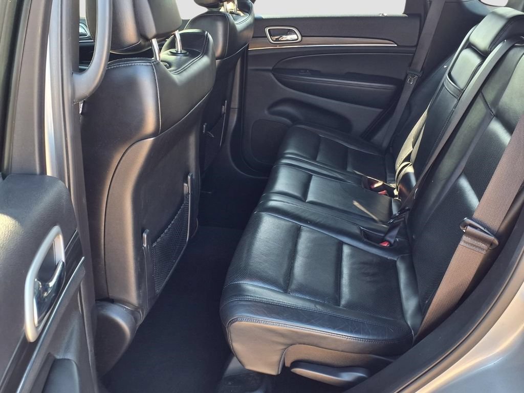 Used 2020 Jeep Grand Cherokee Limited w/ Luxury Group II RWD image 23