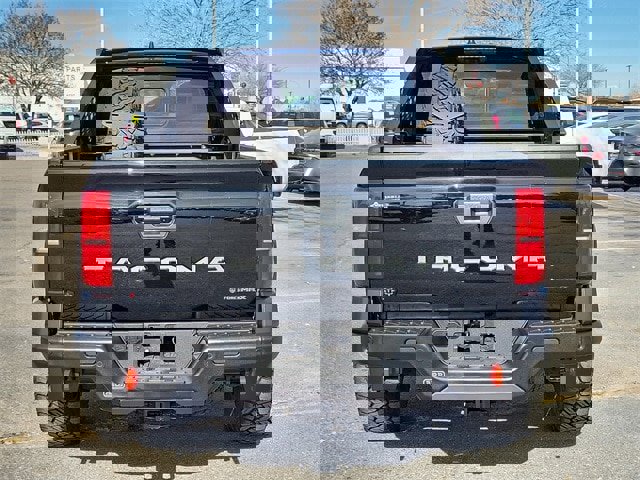 Used 2024 Toyota Tacoma Trailhunter image 10