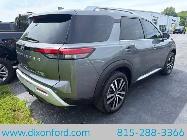 Used 2023 Nissan Pathfinder Platinum AWD/4WD image 7