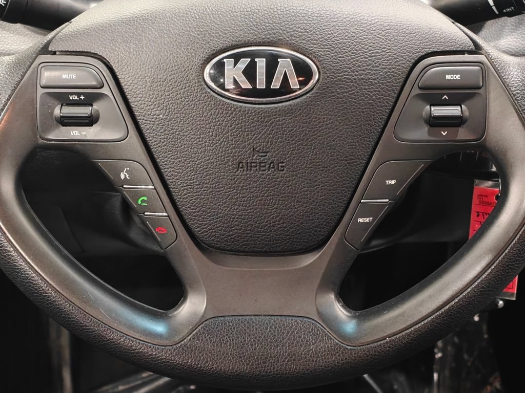 Used 2016 Kia Forte LX FWD image 5
