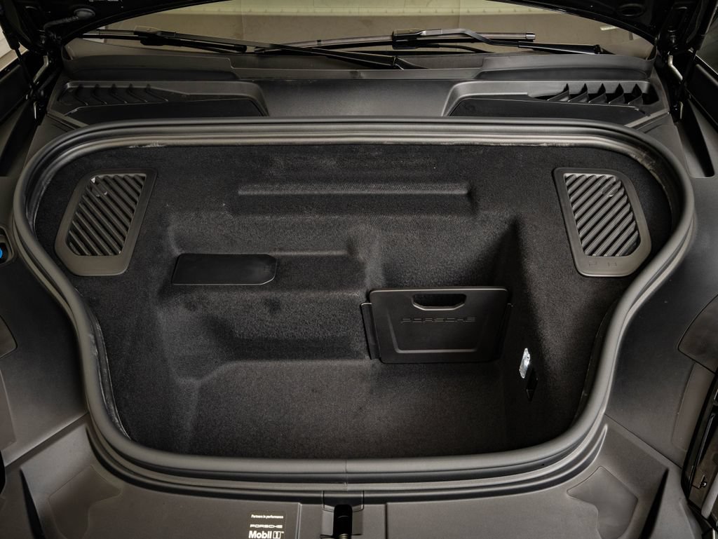 New 2026 Porsche Macan 4 Electric AWD/4WD image 48
