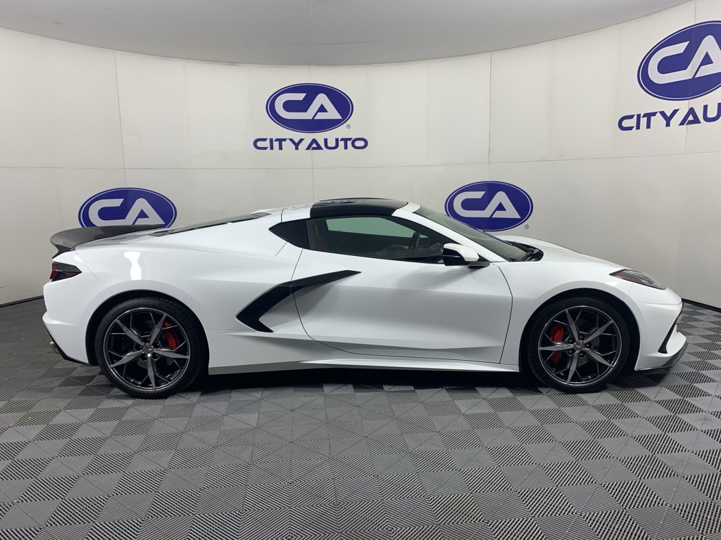 Used 2021 Chevrolet Corvette Stingray Preferred Cpe w/ 2LT image 2
