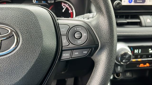 Certified 2025 Toyota RAV4 XLE AWD/4WD image 13