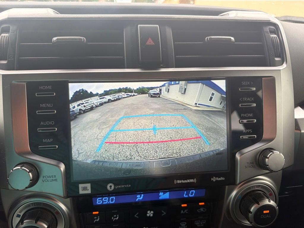 Used 2021 Toyota 4Runner Limited AWD/4WD image 18