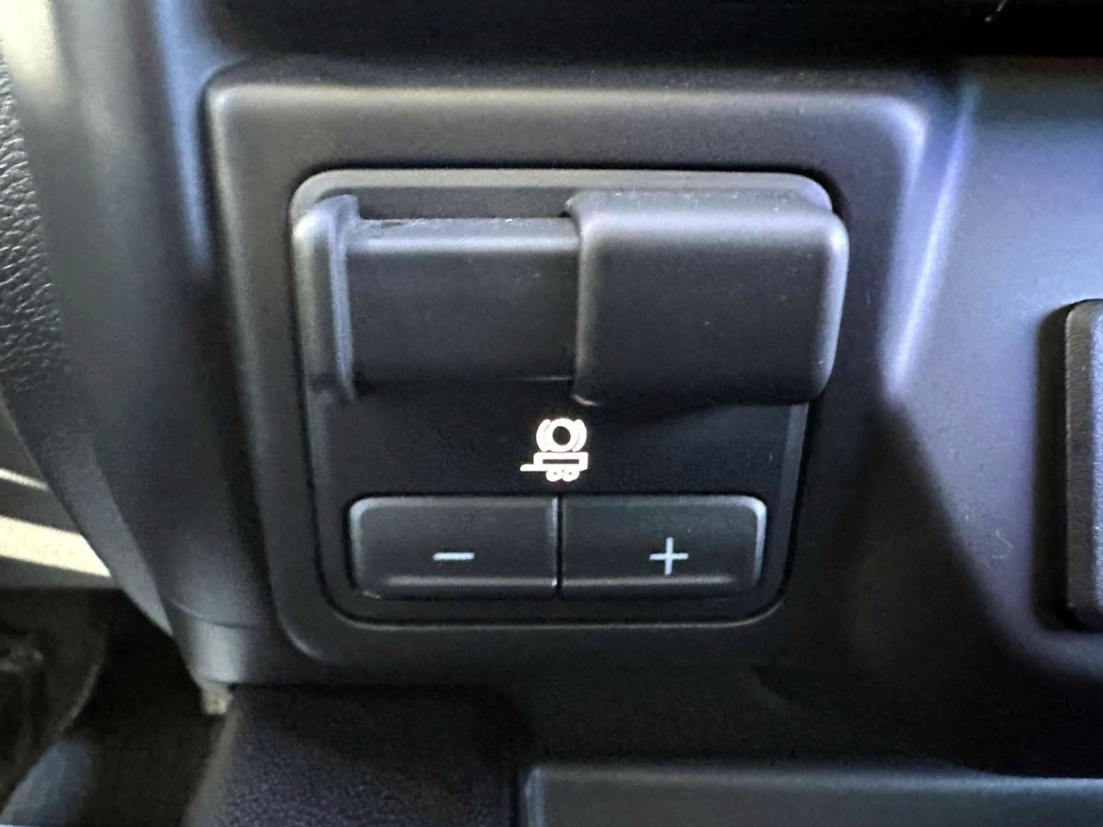 Used 2021 Chevrolet Silverado 1500 LT Trail Boss w/ Bed Protection Package AWD/4WD image 27