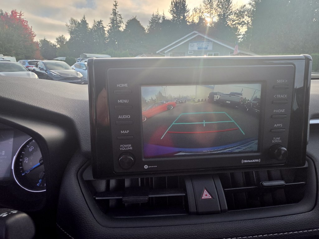 Used 2020 Toyota RAV4 LE w/ All Weather Liner Package AWD/4WD image 27
