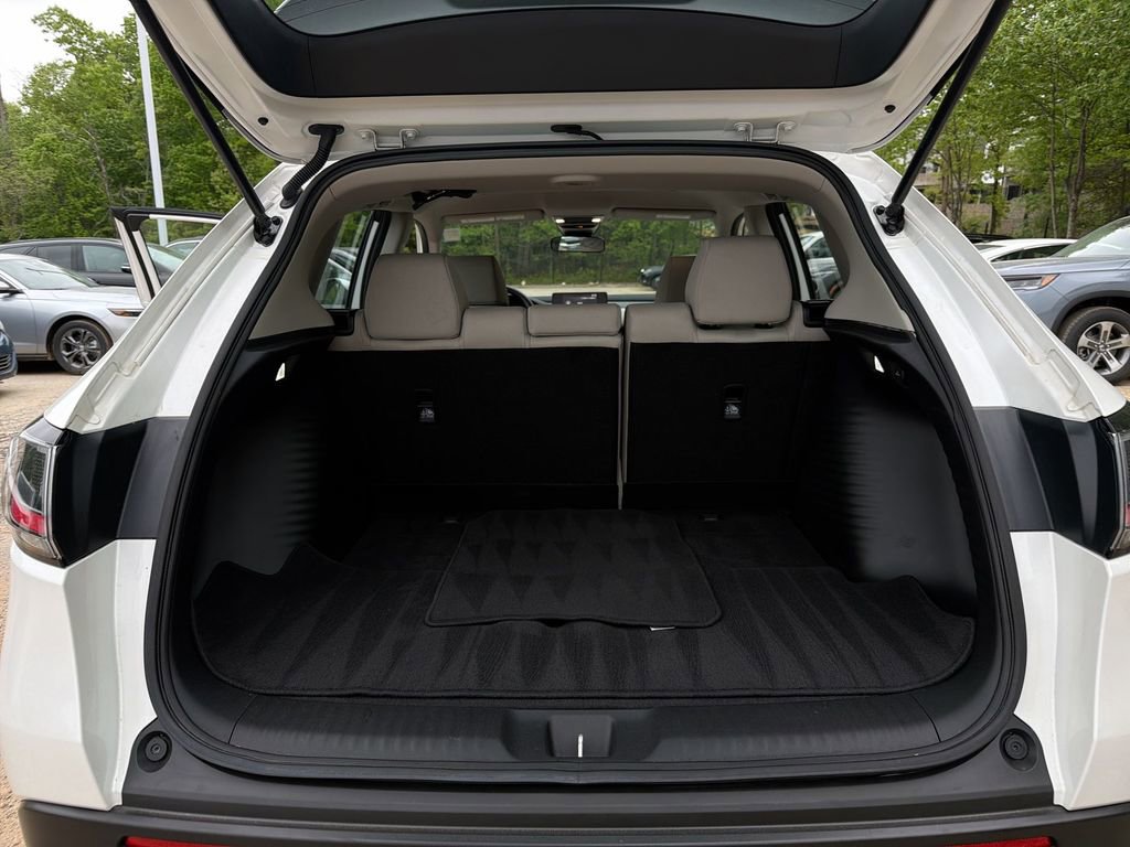 Used 2024 Honda HR-V LX image 21