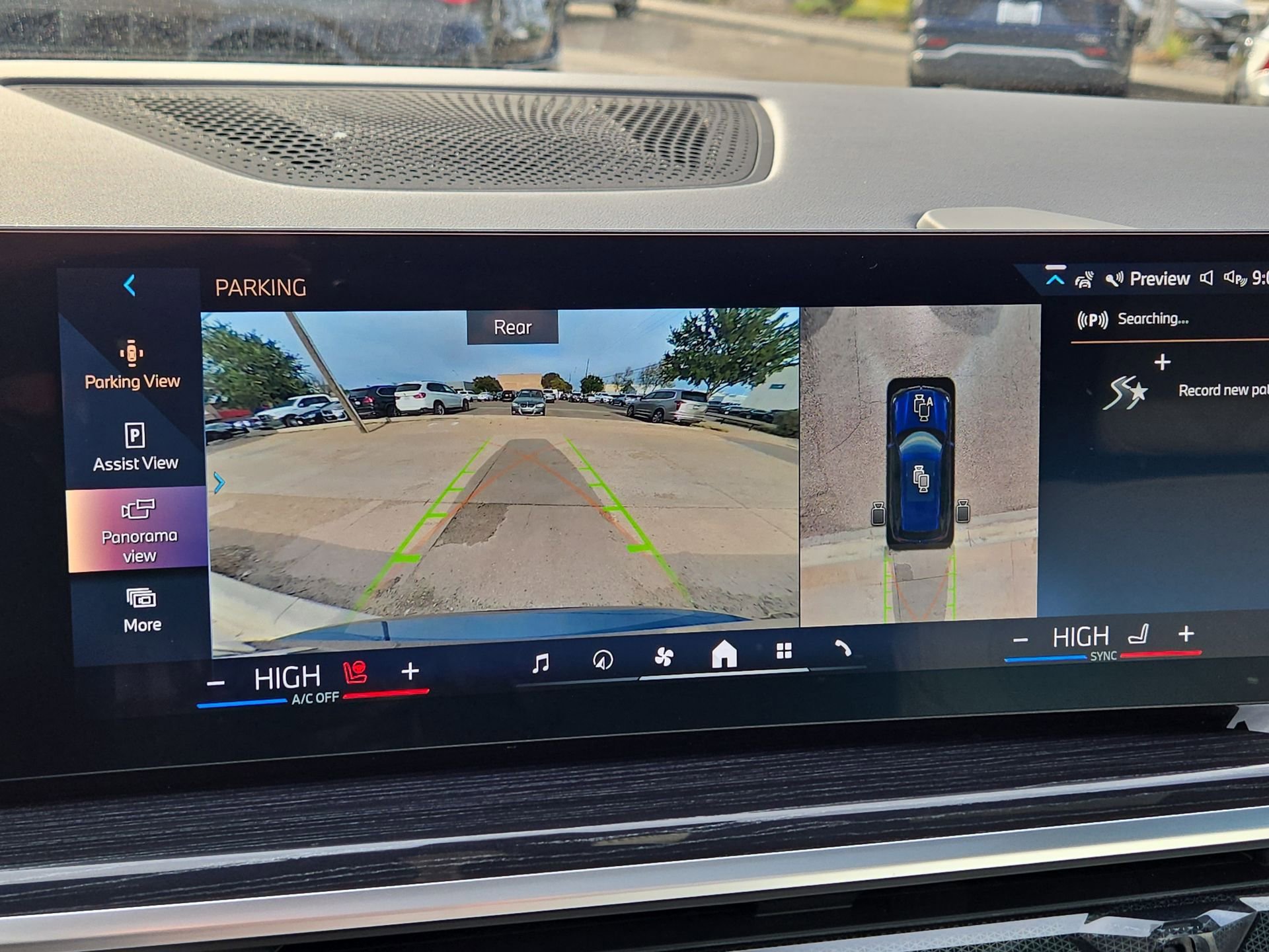 Certified 2026 BMW X5 xDrive40i w/ M Sport Package AWD/4WD image 18