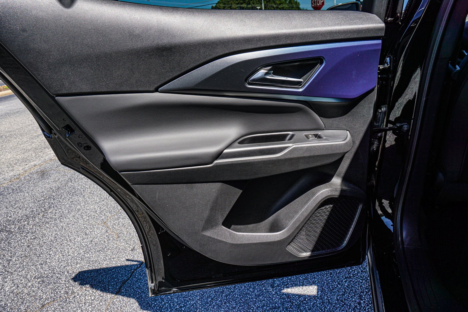 New 2026 Chevrolet Equinox EV LT FWD image 48