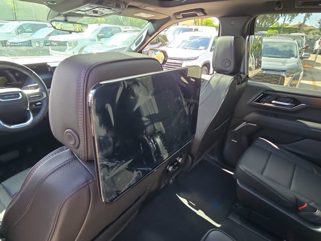 New 2026 GMC Yukon Denali w/ Denali Reserve Package AWD/4WD image 13