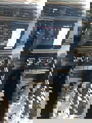 Used 2024 GMC Sierra 1500 AT4 w/ Technology Package image 4