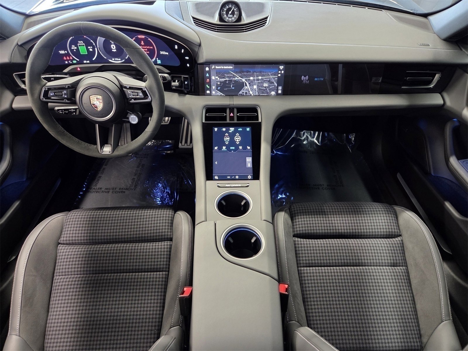 Used 2025 Porsche Taycan image 12