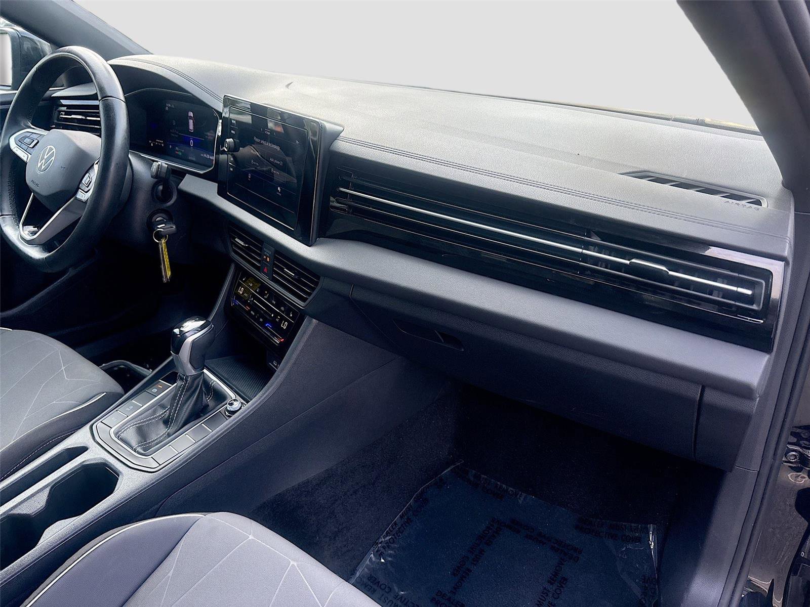 Used 2025 Volkswagen Jetta Sport image 28
