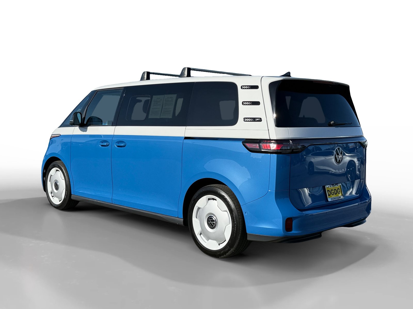 Certified 2025 Volkswagen ID. Buzz 1st Edition AWD/4WD image 3