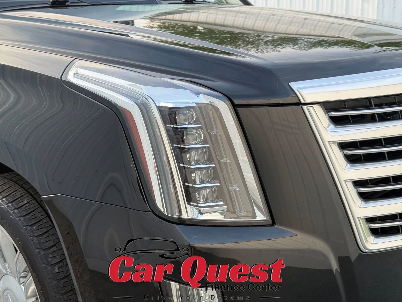 Used 2015 Cadillac Escalade ESV Platinum AWD/4WD image 26