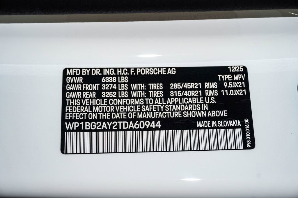 New 2026 Porsche Cayenne GTS image 30