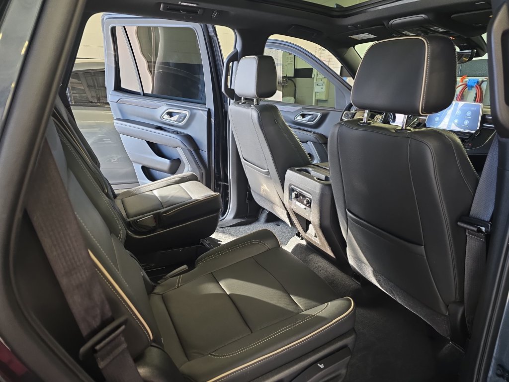 Used 2021 Chevrolet Tahoe Premier AWD/4WD image 13