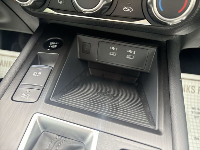 Certified 2025 Nissan Kicks SV image 35