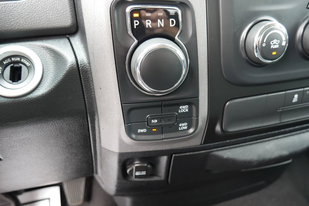 Used 2017 RAM 1500 Express AWD/4WD image 19