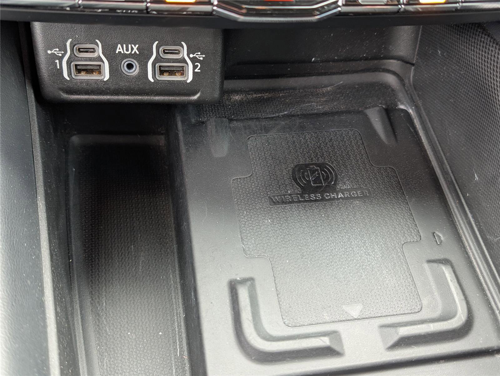 Used 2023 Dodge Durango R/T w/ Blacktop Package image 27