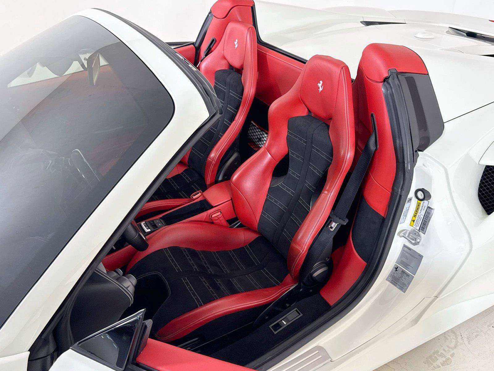 Used 2019 Ferrari 488 Spider RWD image 14