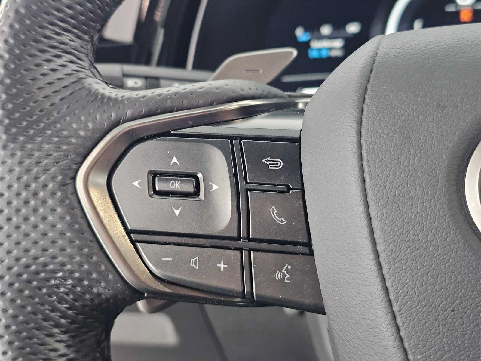 Certified 2025 Lexus TX 500h AWD w/ Technology Package image 30