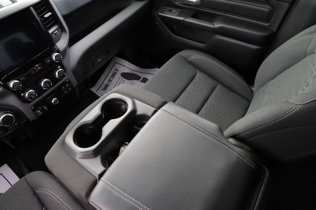Used 2025 RAM 1500 Warlock AWD/4WD image 27
