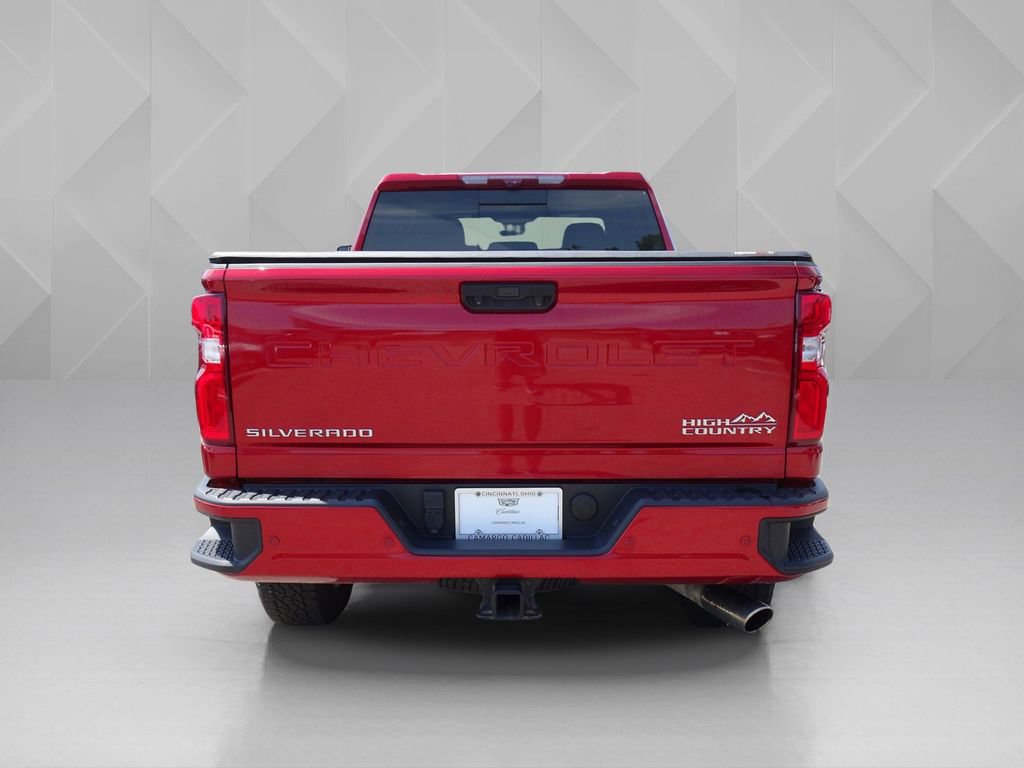 Used 2024 Chevrolet Silverado 2500 High Country w/ Technology Package AWD/4WD image 4