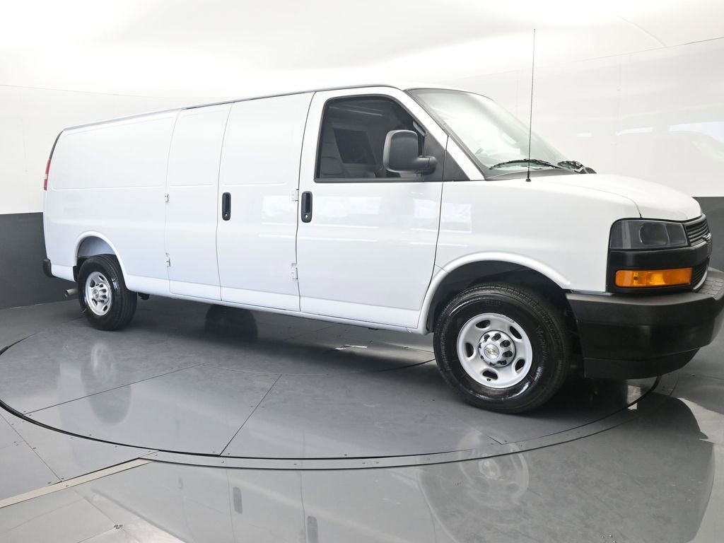 New 2026 Chevrolet Express 2500 Extended w/ Driver Convenience Package RWD image 8