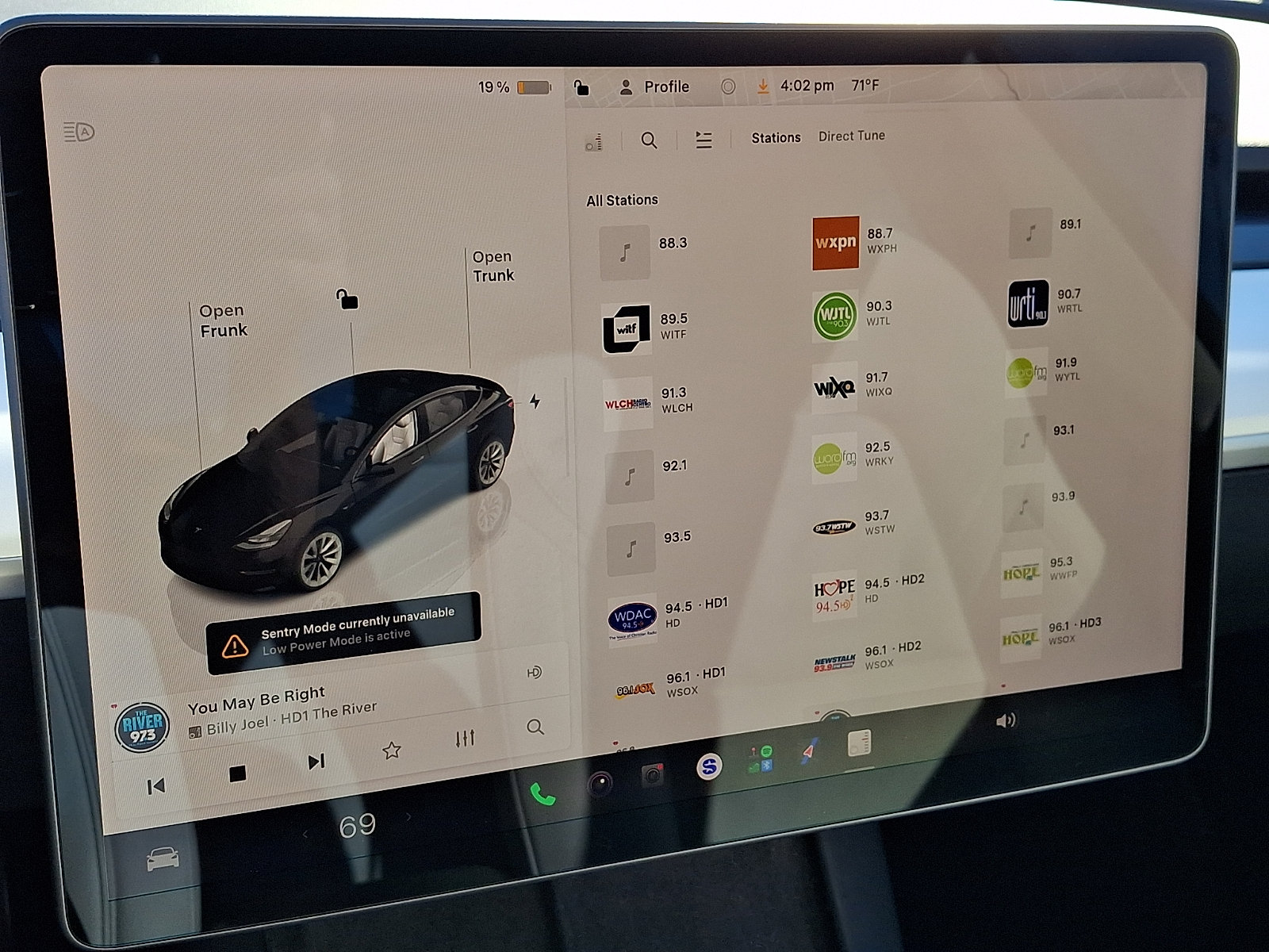 Used 2022 Tesla Model 3 Long Range AWD/4WD image 21