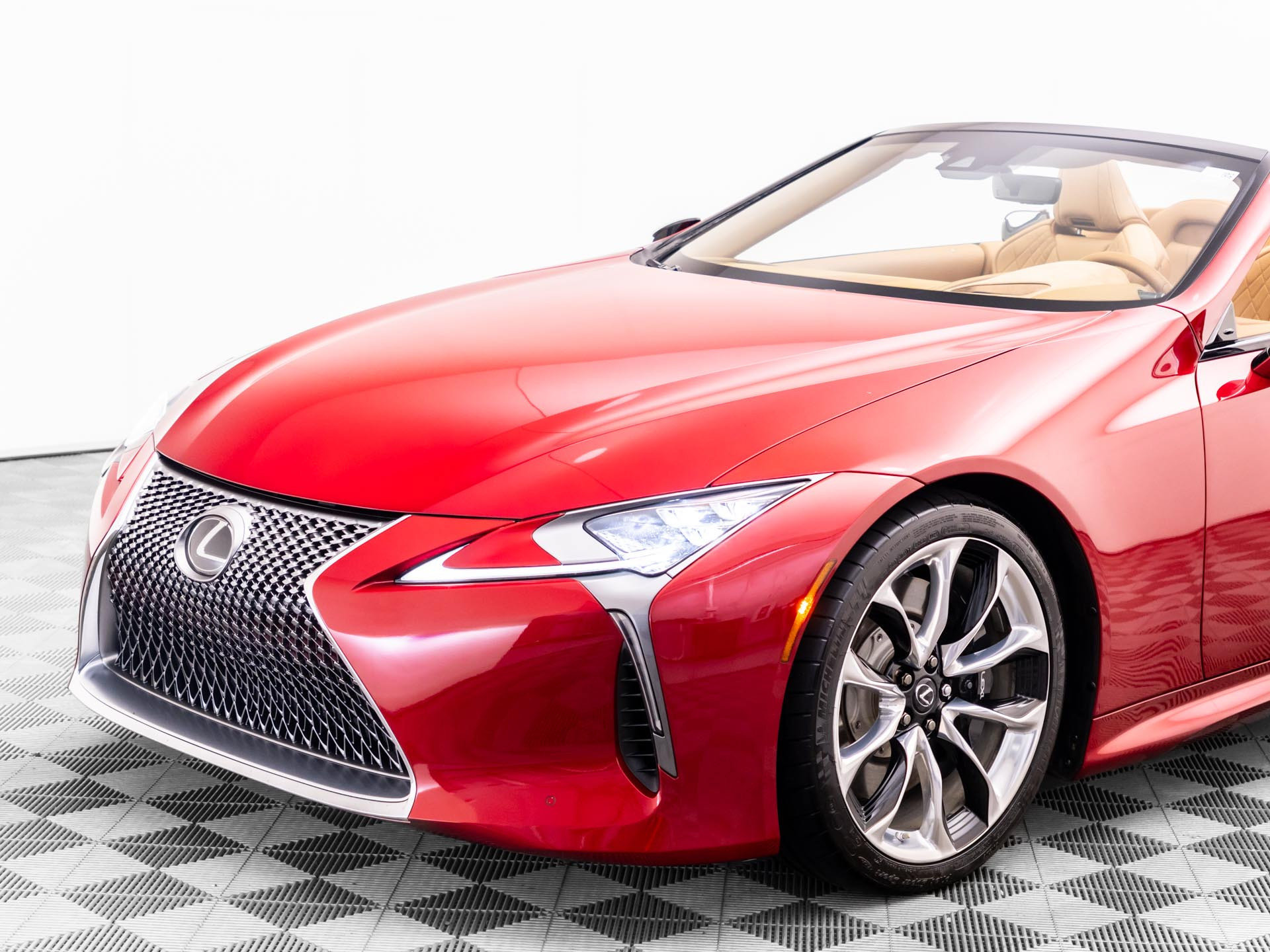 Used 2021 Lexus LC 500 Convertible w/ Touring Package RWD image 31