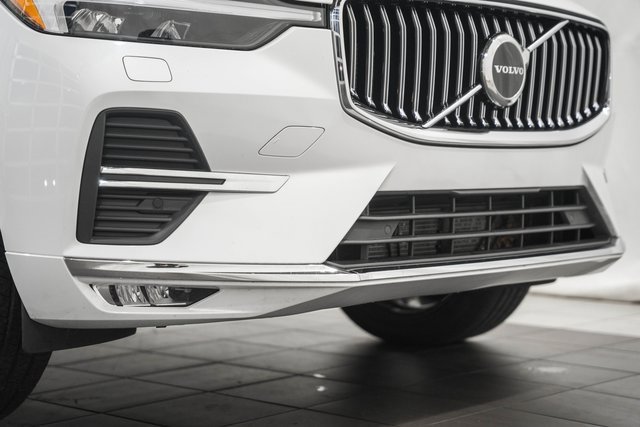 Used 2022 Volvo XC60 B5 Inscription w/ Climate Package image 11