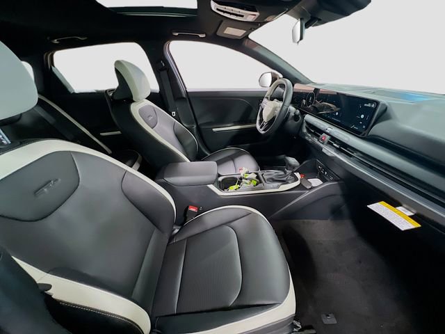 New 2025 Kia K4 GT-Line w/ GT-Line Premium Package image 28