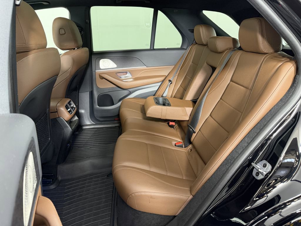 Used 2025 Mercedes-Benz GLE 450e 4MATIC image 18