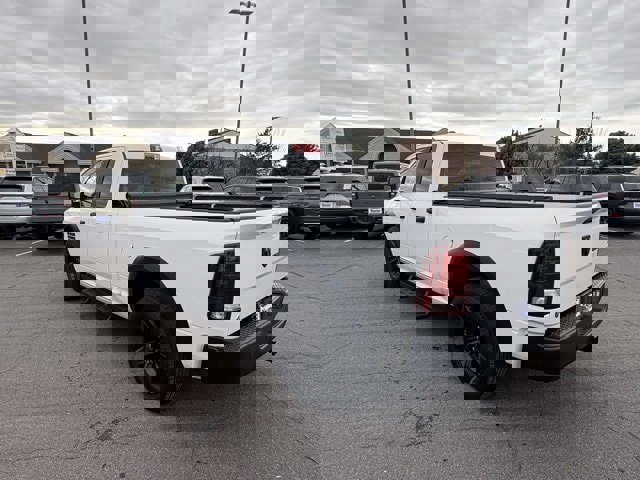 Used 2022 RAM 1500 Classic Warlock image 8