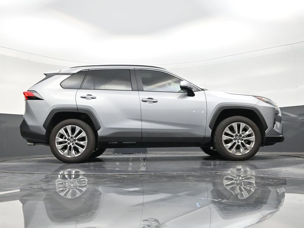 Used 2025 Toyota RAV4 XLE Premium image 25